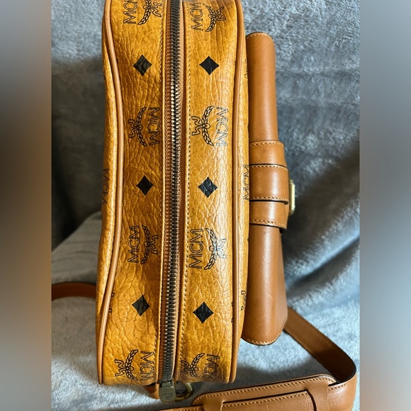 MCM Camera Bag - Picture 9 of 15